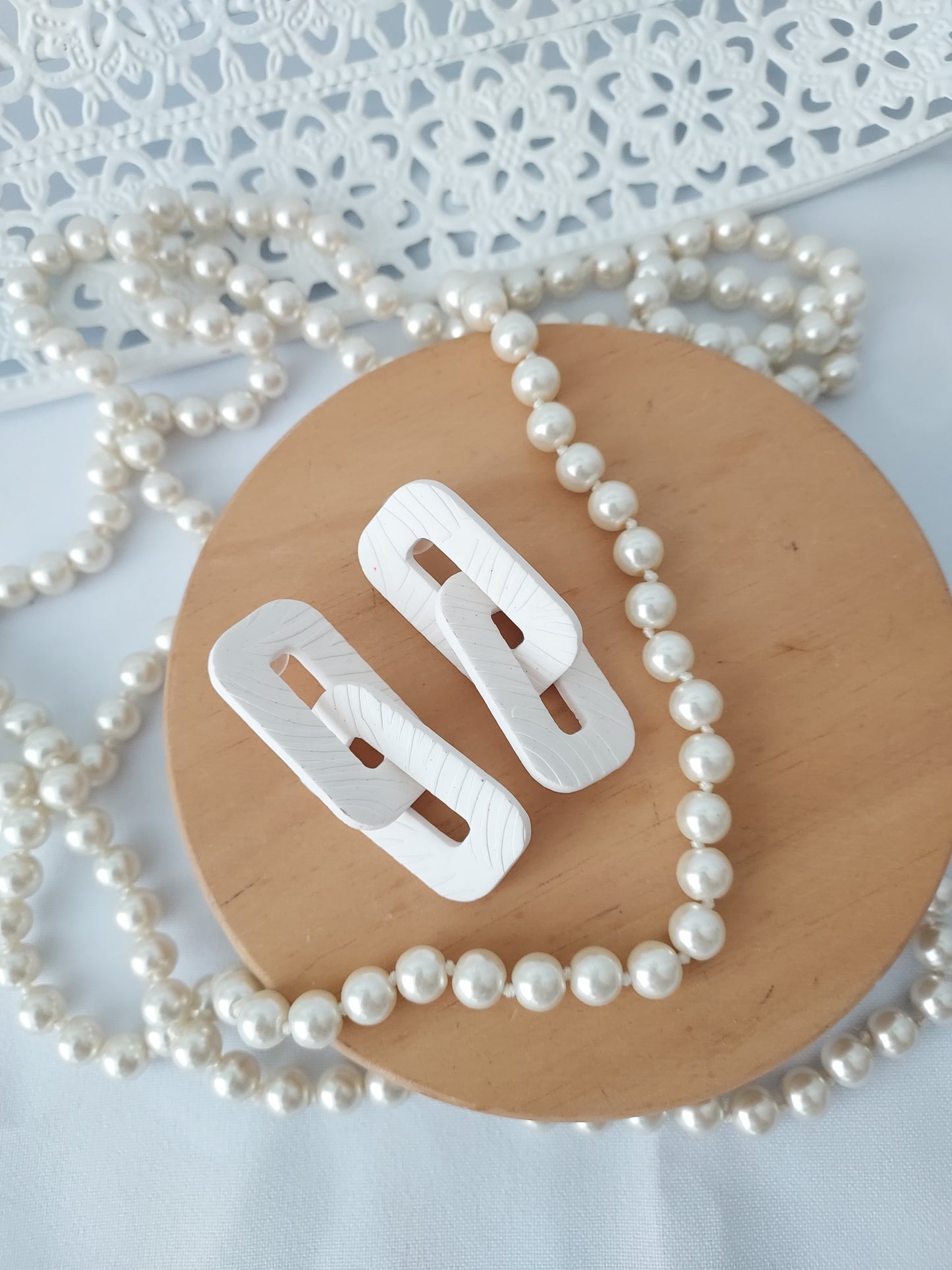 Chain me earrings